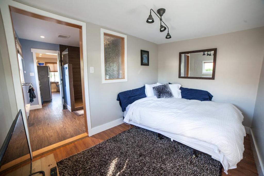 Huckleberry Cottage Prince Rupert Εξωτερικό φωτογραφία